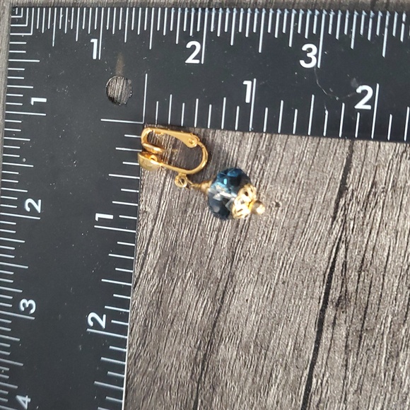 Edwardian Crystal Blue Earrings E1035 - Picture 4 of 5